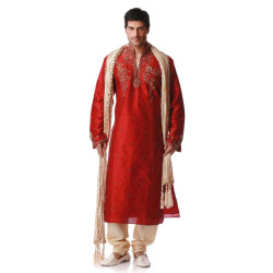 Kurta Tradisional Merah